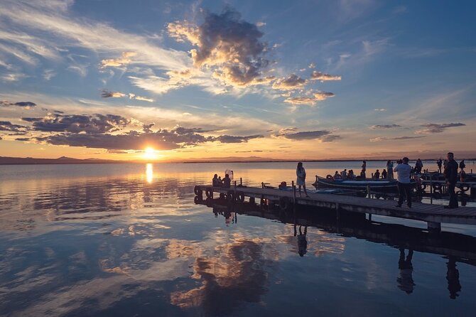 Albufera Natural Park with Sunset Boat Tour from Valencia - The rhythm of the day: timing that keeps the sunset real