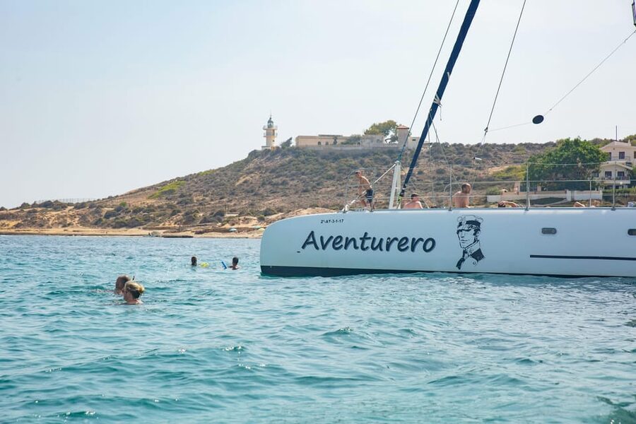 Alicante: Afternoon Cruise with Appetizer and Live Music - Sailing Out: The 45-Minute Trip With Coast Views and Santa Barbara Castle