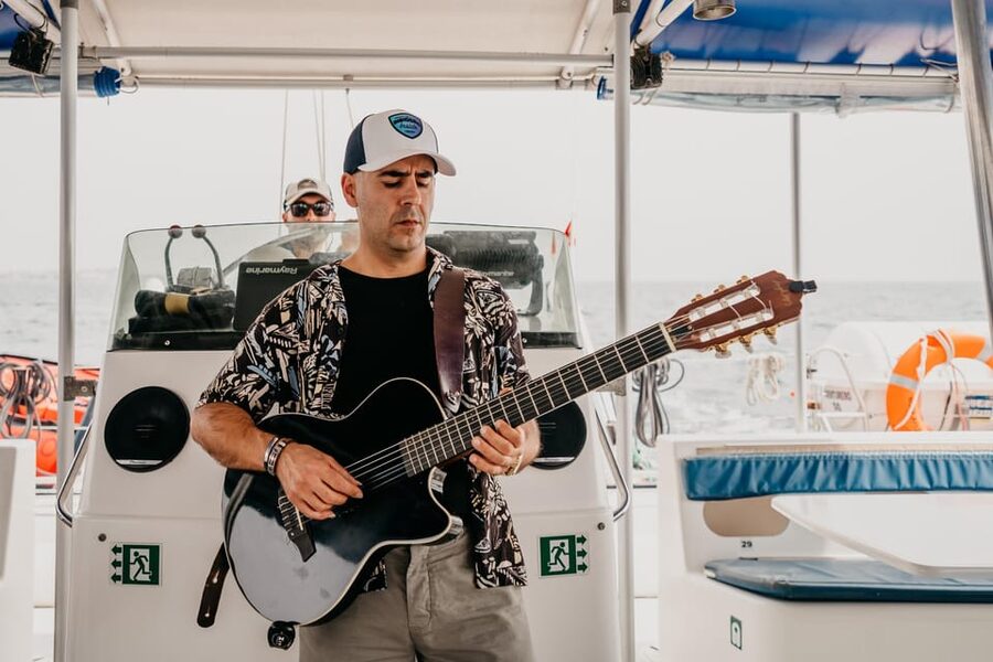 Alicante: Afternoon Cruise with Appetizer and Live Music - Value for $61: What You’re Really Paying For