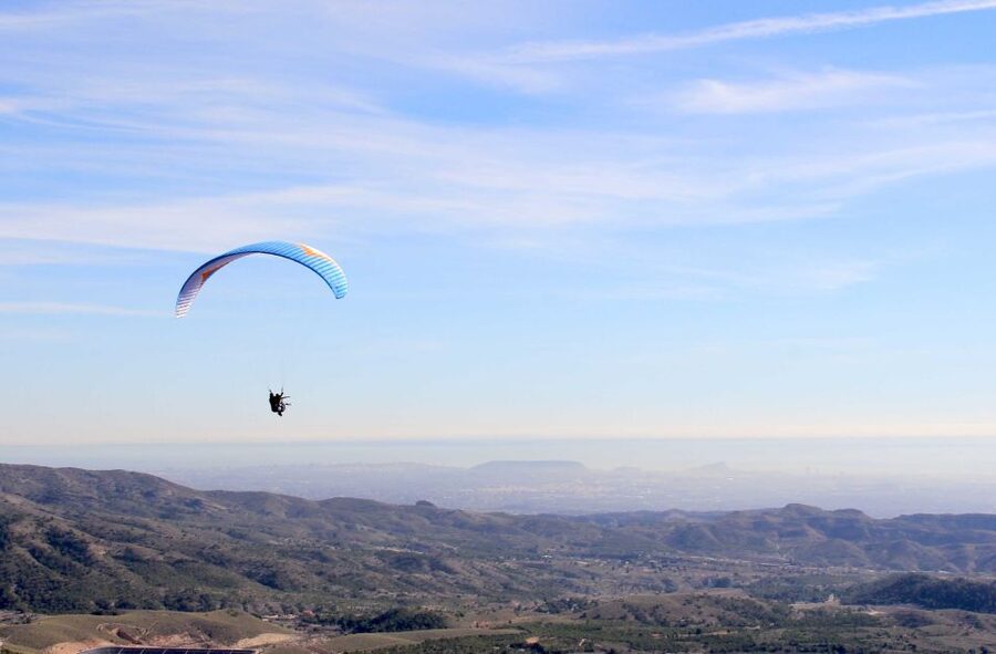 Alicante and Santa Pola: Tandem Paragliding Flight - Weather Rules, Plus or Minus 2 Hours, and Waiting Without Losing the Day