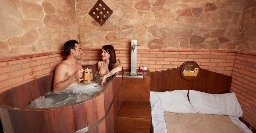 Alicante: Beer Spa Experience with Tastings and Snacks - Key highlights I think you will care about