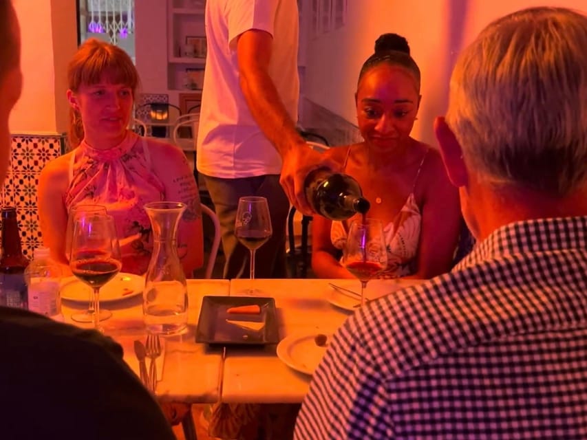 Alicante Best Wine Tasting & Tapas Club - What to expect if you are traveling solo
