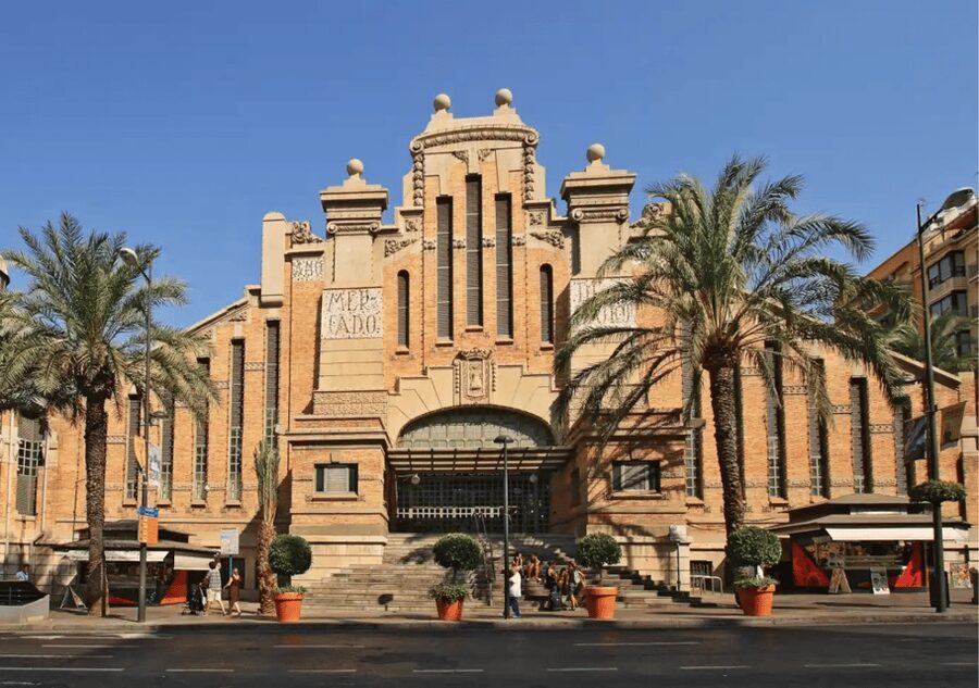Alicante: Bullring and Central Market Gastronomic Tour - Timing and languages: making it easy to fit your day