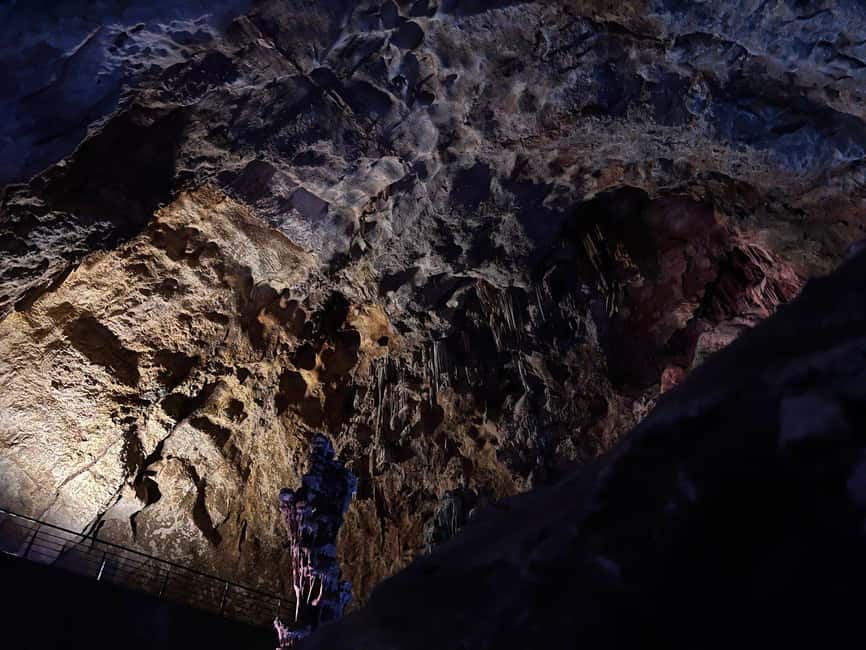 Alicante: Canelobre Caves and Busot Tour - Entering the Canelobre Caves: formations you can actually see up close