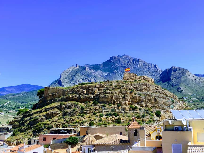 Alicante: Canelobre Caves & Busot Tour with Local Guide - Getting there from Alicante: Terra at Hotel Meliá and a comfy private van