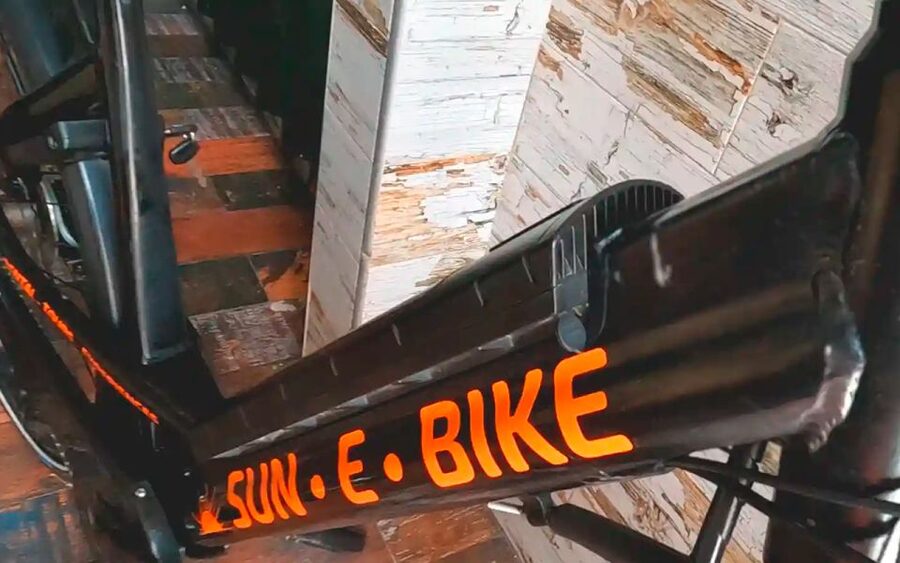 Alicante: City. Discover Alicante by E-Bike & walking tour - The Visitor Center Stop: Photo Time and a Guided Narrative