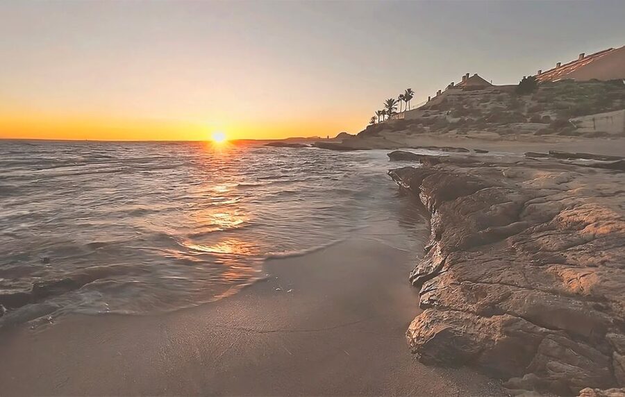 Alicante: E-Bike, Snorkeling and Paddle Surf Tour - Alicante in motion: why this tour works so well