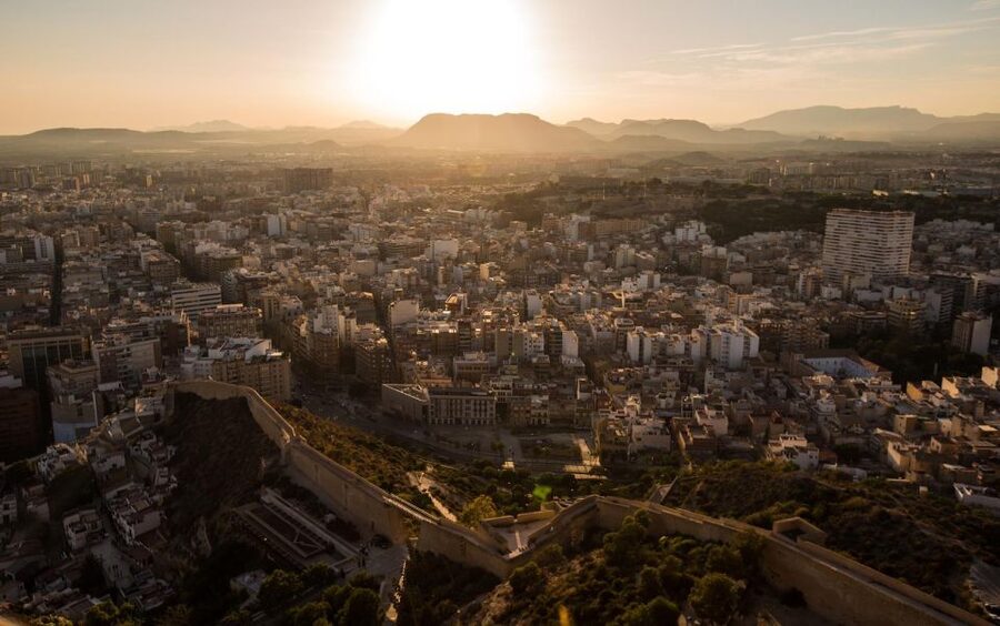 Alicante: Evening Tapas Tour - Stop 1: Your First Bar Bite, Beer or Wine, and a Proper Start