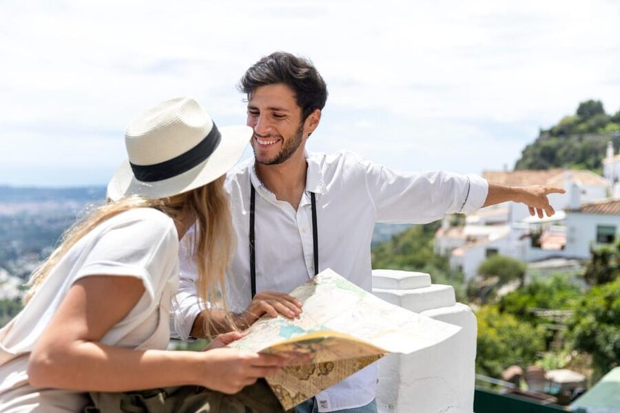 Alicante: Express Walk with a Local in 60 minutes - How the pacing works in a 1 to 1.5 hour express format