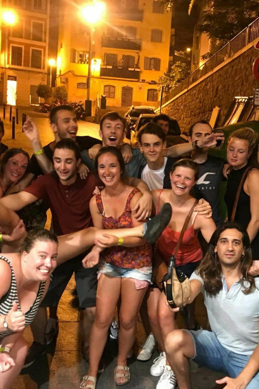 Alicante: Guided Pub Crawl with Shots and Beer - Who should book this, and who should not