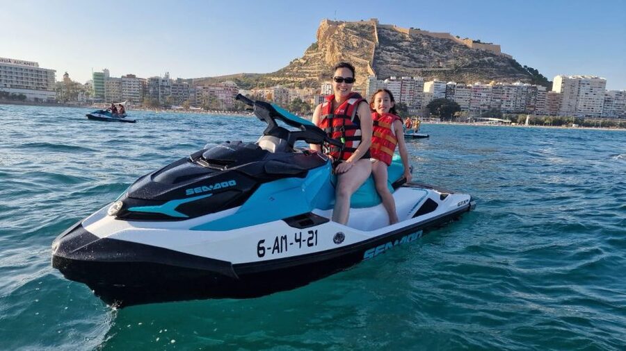 Alicante: Jetski Excursión to Tabarca Island with snacks - Entering the Adventure: Arrival, Contract, and Jet Ski Training