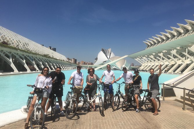 All of Valencia by Bike - Meeting at C. Bailía 2, and what you can expect before you start