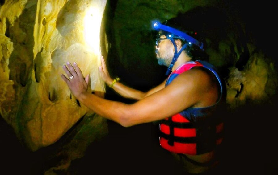 Altea: Guided Kayak Tour - Why the Cova dels Coloms kayak trip feels different in Altea