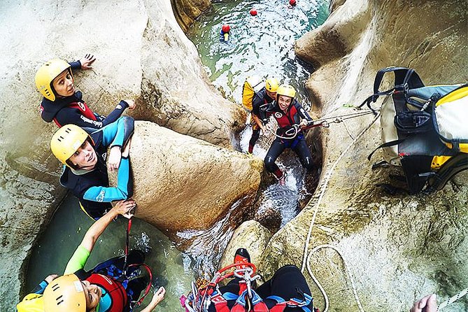 Aquatic canyoning near Benidorm. Estret de les Penyes Bollulla - Estret de les Penyes: the canyon section that makes this one memorable