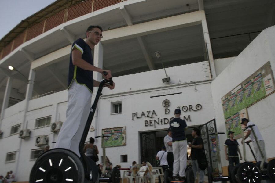 Benidorm: Authentic Segway Machine Tour - Promenades, parks, and the feeling of flying over Benidorm