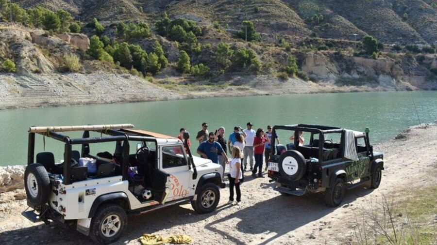 Benidorm: Guided Jeep Trip to Guadalest and Algar Falls - Getting to Guadalest: A Town Visit That Works Between Nature Stops