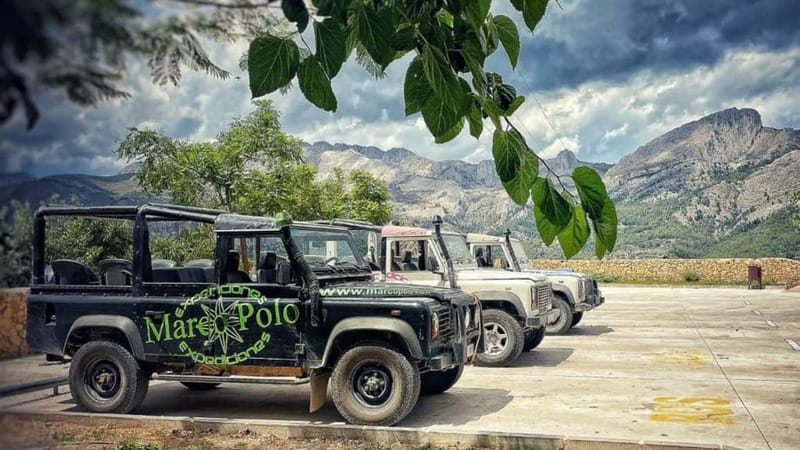 Benidorm: Mountains Guided Half-Day Jeep Trip to Guadalest - The Aitana Mountains Narrow Peak Moment