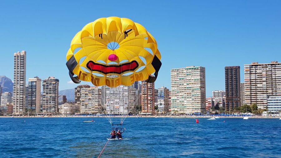 Benidorm: Parasailing Boat Trip with Costa Blanca Views - Should you book this Benidorm parasailing boat trip?