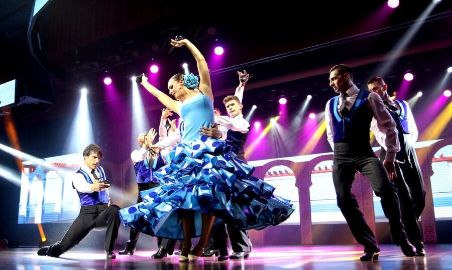 Benidorm: Show at Benidorm Palace - Night planning in Benidorm: timing and practical logistics