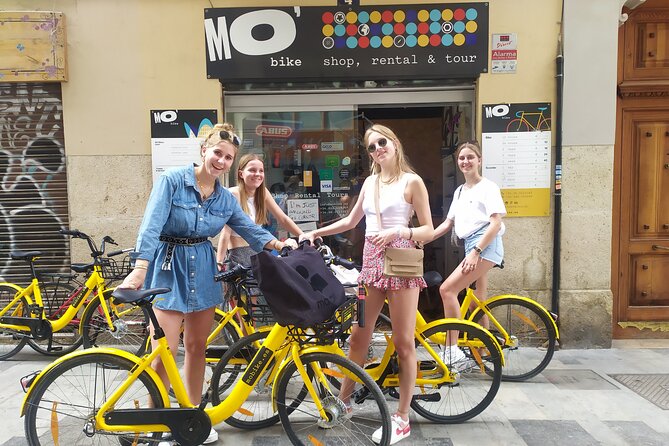 Bicycle Rental City Center - Picking Up at MObike in Ciutat Vella, and What to Check First