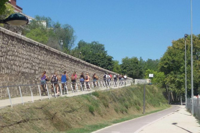 Bike tour with city guide from old to new - Jardi del Turia, Valencia’s green lung, by bike