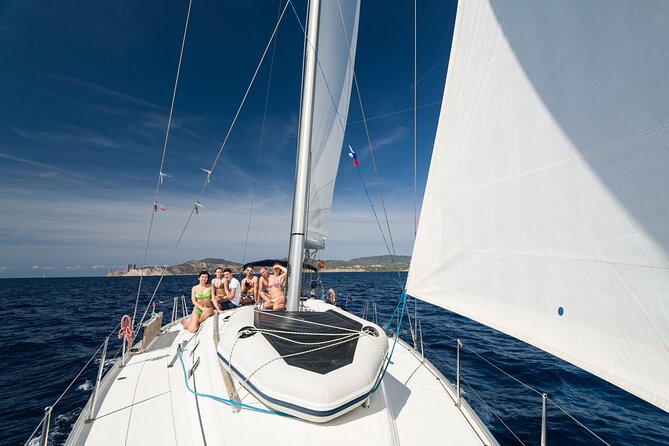Boat trip Valencia - Timing in Valencia: a 12:00 pm departure that works for a full day