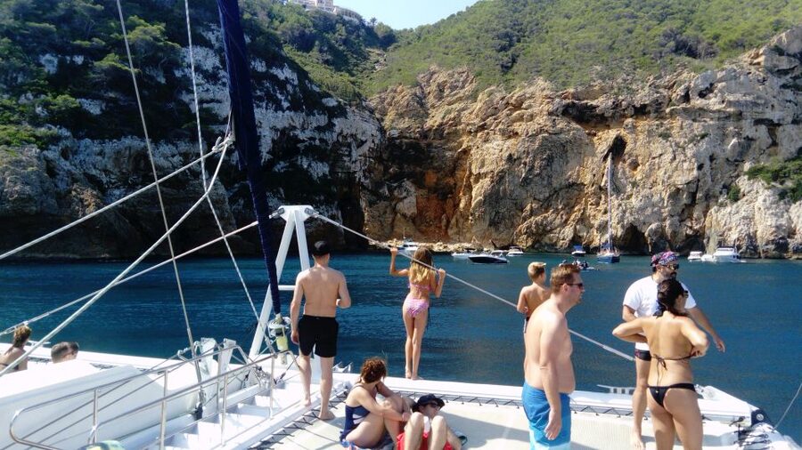 Calpe: Sailing Catamaran with Lunch - What to pack for a smooth catamaran day in Calpe