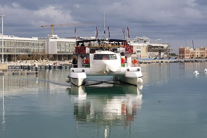 Christmas Boat Experience in Valencia - Santa, the Wizard King, and Melchor: who you’ll meet onboard