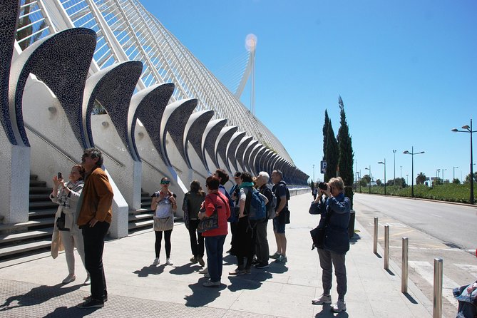 City of the Arts and Sciences - Guide quality: why names like Ángela and José keep showing up