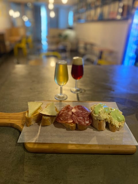 Craft Beer Tasting and tapas in Valencia - Price and value: €26 for 4 beers and 4 tapas