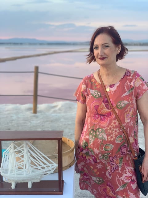 Culinary demonstration with Gourmet Tasting in The Pink Lake - The salt tour: past production vs. modern process