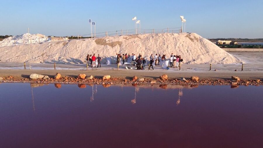 Culinary demonstration with Gourmet Tasting in The Pink Lake - The salt mountain culinary demo: where the tasting happens