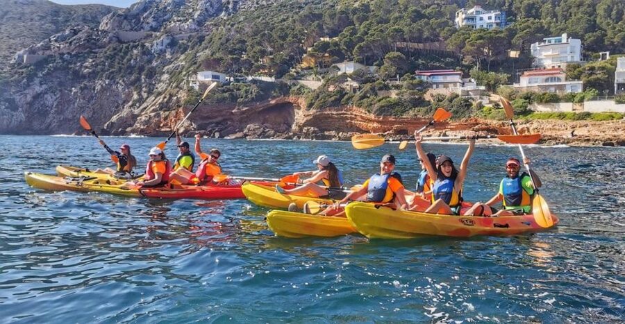 Dénia: Cova Tallada kayak trip - Cova Tallada: snorkel plus a guided cave visit (with real safety gear)
