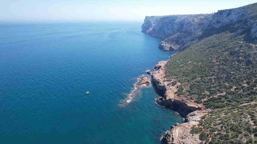 Dénia & Jávea: Portixol Sailing Catamaran Excursion with BBQ - Who this excursion suits best from Dénia and Jávea