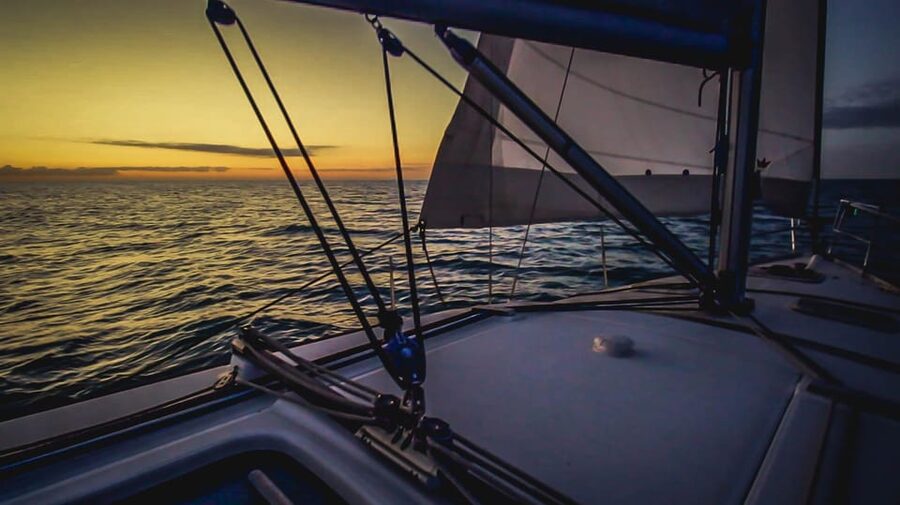Denia: Sunset Electric Sailboat Cruise with Dolphin Spotting - Included snacks, drinks, and the “value feel” of the price