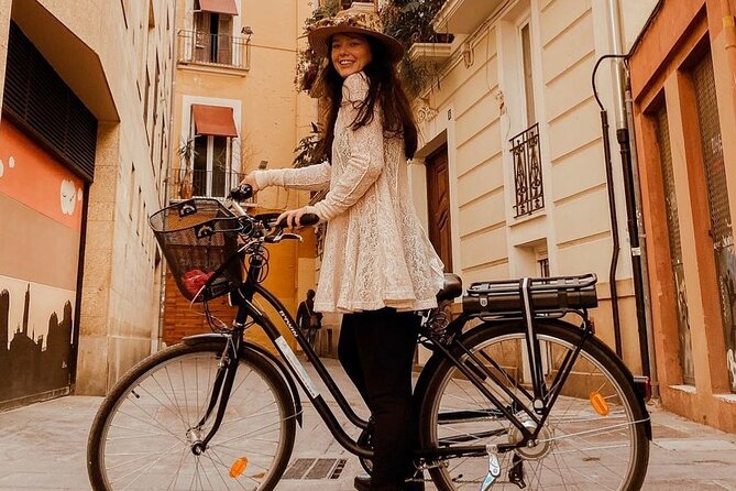 E-Bike Grand Valencia Private Tour - Starting point in Ciutat Vella, where the ride makes sense