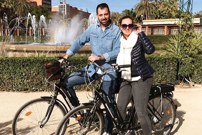 E-Bike Grand Valencia Private Tour - Torres dels Serrans: start with one of Valencia’s original gates