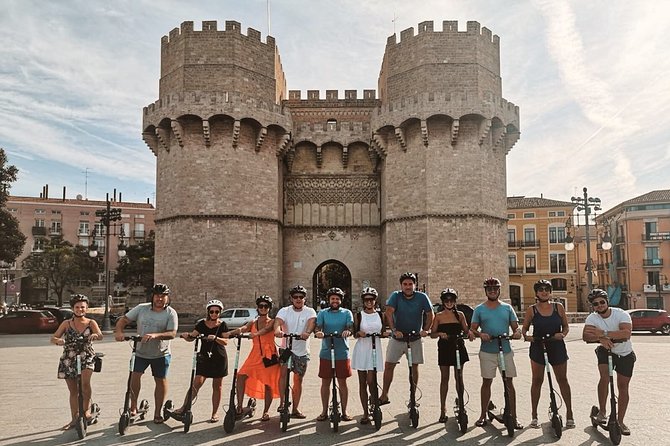 E-Scooter Grand Valencia Private Tour - Starting at C/ dels Cavallers, 14, and getting set up