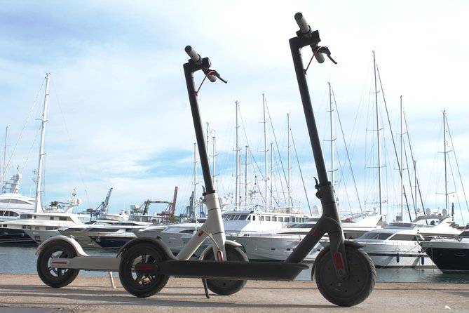Electric Scooter Rental - Scooter pickup at Carrer dels Aluders: the easy part