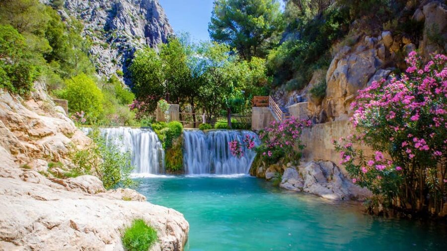 From Alicante/Benidorm: Guadalest & Algar Waterfalls Tour - A day that swaps city heat for mountain views