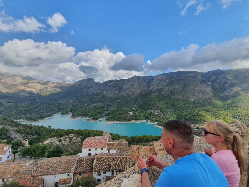From Alicante, Benidorm to Guadalest. Gidovik - Price and value for a small private group