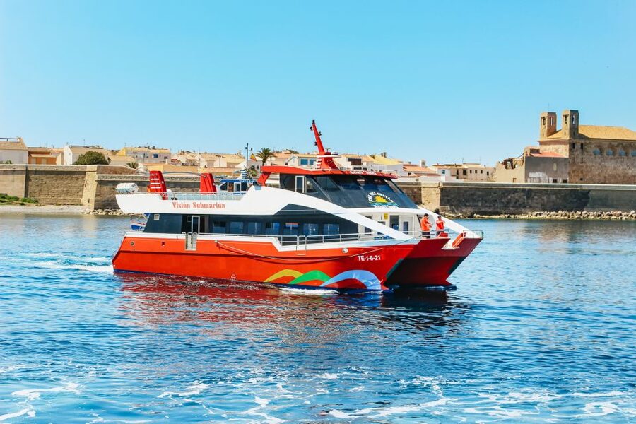 From Alicante: Roundtrip to Tabarca Island - One Hour on the Water: Deck Views and the Glass-Bottom Reality