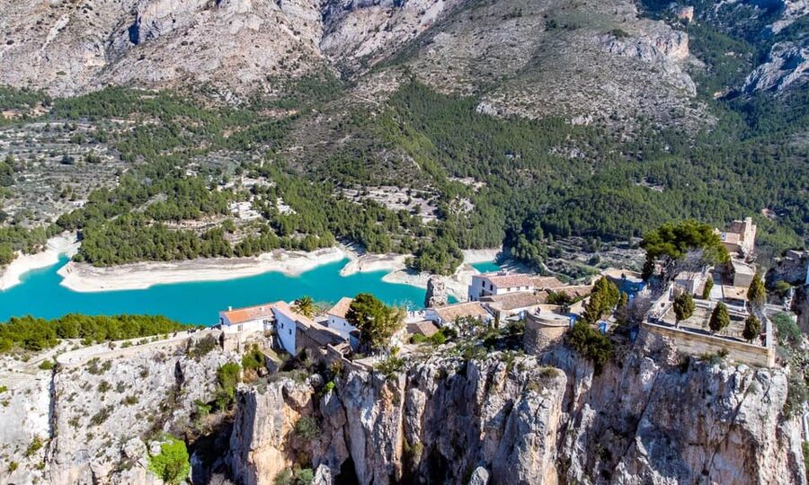 From Benidorm: Guadalest, Altea & ticket in Algar Waterfalls - Walking tips that make this day trip feel easy instead of exhausting