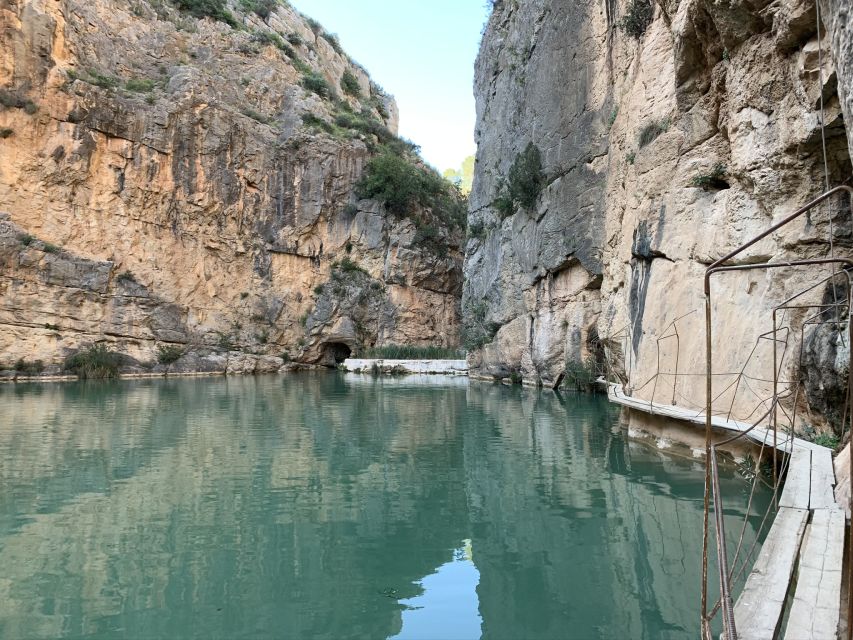 From Costa Blanca: Chulilla and the Hanging Bridges Day Trip - What to pack so the bridges stay fun (not stressful)