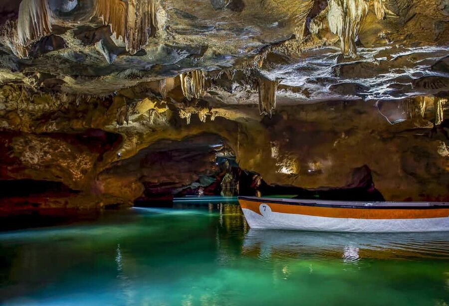 From Valencia: Boat ride through the impressive Caves of Sant Josep. - A cave that turns into a river, the Coves de Sant Josep basics