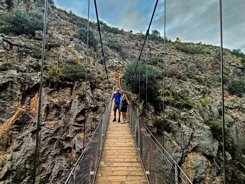 From Valencia: Chulilla, Turia Canyon, Hanging bridges... - Picnic Pause by the Turia River: Eat, Rest, Then Wander