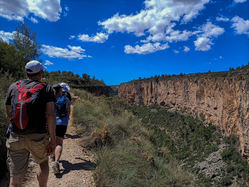 From Valencia: Chulilla, Turia Canyon, Hanging bridges... - Chulilla Free Time: Streets, Village Pace, and Optional Fortress Views