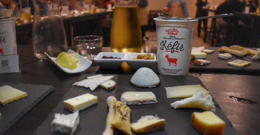 From Valencia: Guided Cheese Factory Tour with Wine Tasting - Create your own cheese workshop: what you do, not just what you watch