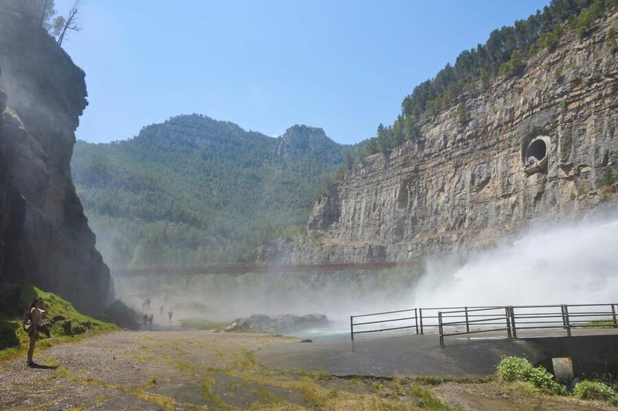 From Valencia: Montanejos Tour with Guided Hike - Key Things to Know Before You Go