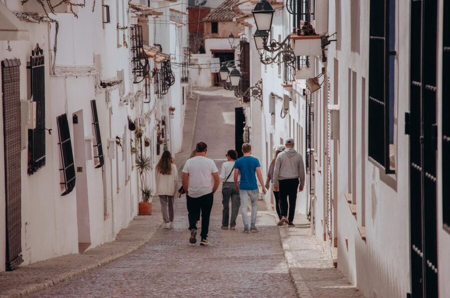 Full Day Tour to Altea, Benidorm & Villajoyosa from Valencia - The Pickup System and Why the Start Matters